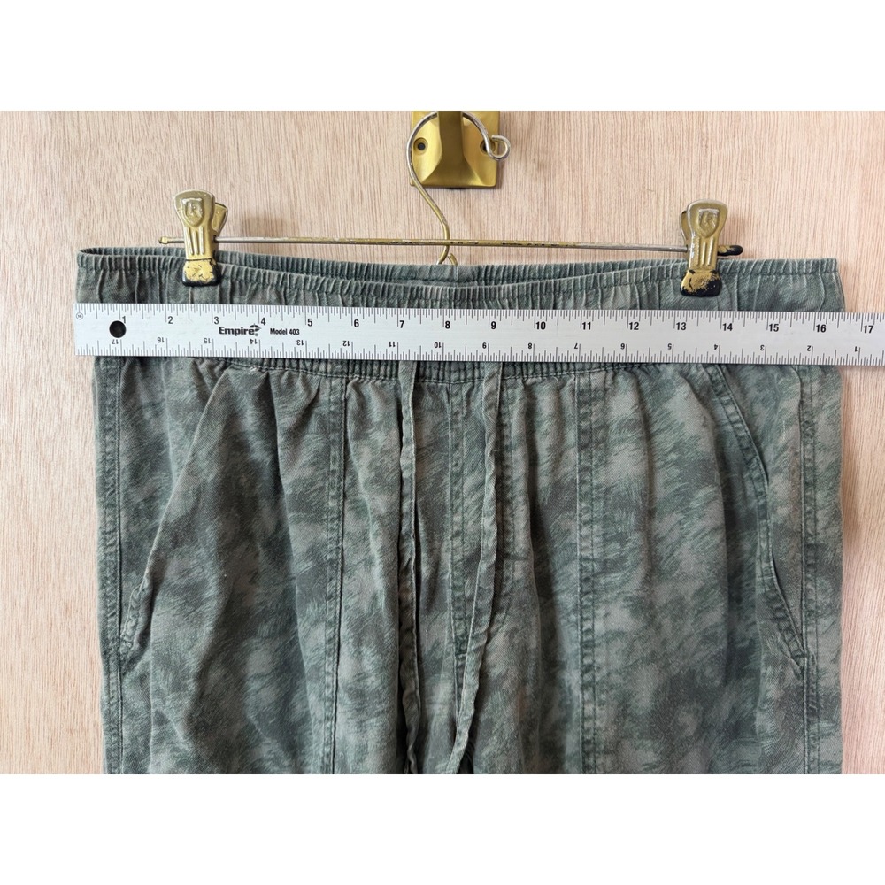 Orvis Classic Collection Green Camo Print Joggers Womens Medium Elastic Waist